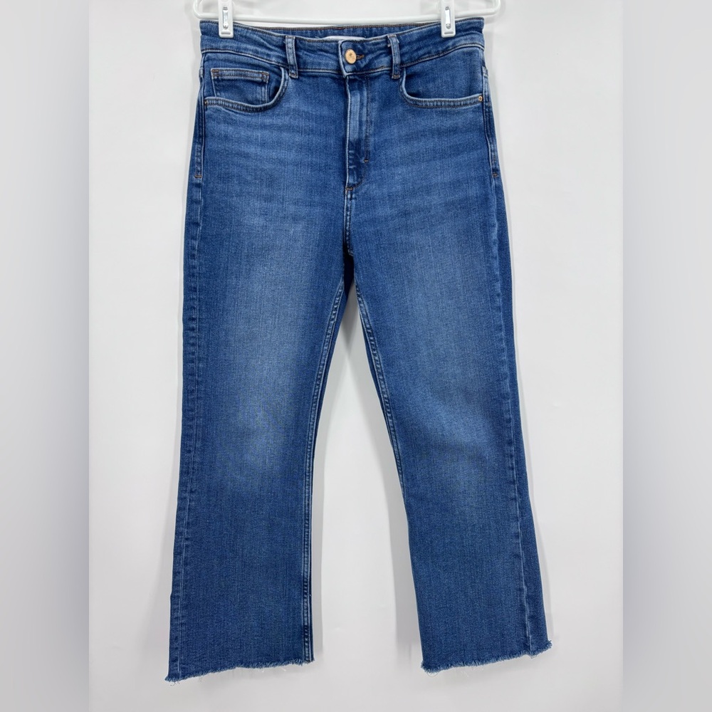 Zara Blue Ankle Cropped Jeans